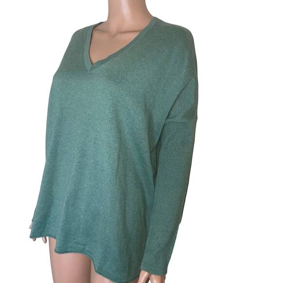 J. Jill sweater V-neck lightweight sage green long sleeve knit cotton blend SZ M - Picture 3 of 10